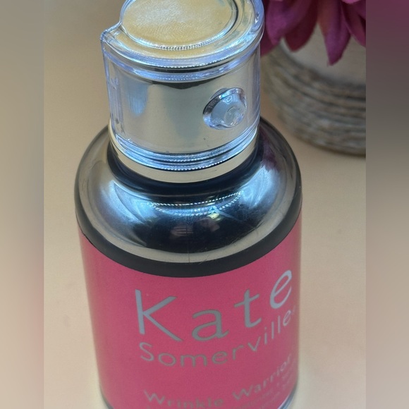 NWOB Kate somerville wrinkle warrior 2 in 1 plumping moisturizer + serum - Picture 7 of 7